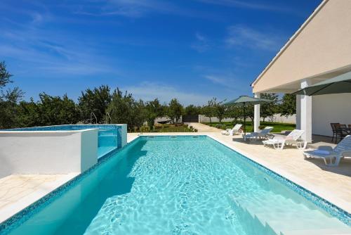 Poolincluded Holiday Home Anima – Photos 2