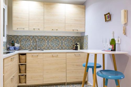 Agua VI & seasonal pool by ELE Apartments