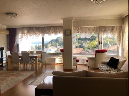 Istanbul Bosphorus House