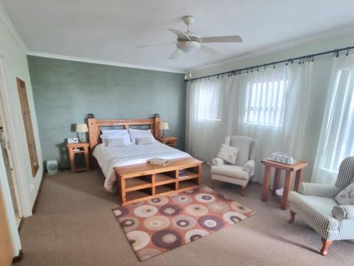 Zona de estar de Eagles View Langebaan with Lagoon View