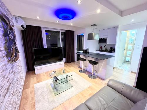 GUEST-K President - Grenoble Centre