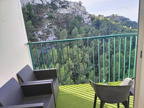 VUE MER et montagne dans parc du roy d'espagne, Up to 7 people