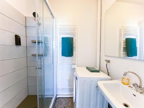 Ένα μπάνιο στο Appartement en bord de mer avec vue exceptionnelle