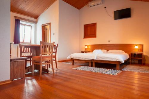 Ένα ή περισσότερα κρεβάτια σε δωμάτιο στο Tourist Farm Škerlj