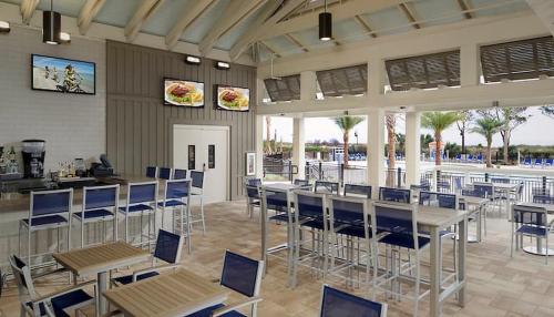 Stunning Views!!-Oceanfront Villa-Heated Pool-Private Balcony-Tiki Bar-Walk to Coligny Plaza photo 40