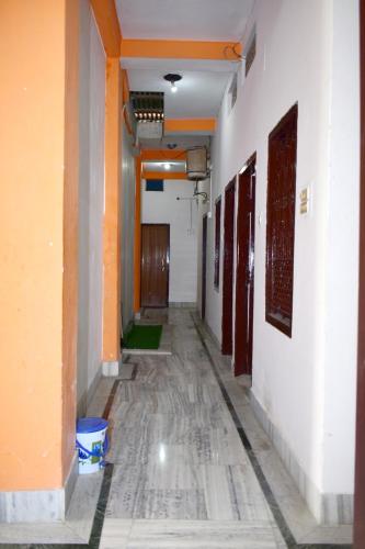 Imagen de la galería de Sandhya Guest House Varanasi Near Ganga River, en Varanasi