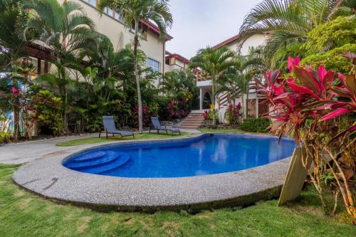 Ola Bonita BeachFront Apart Hotelの敷地内または近くにあるプール