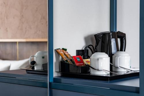 Utensilios para hacer té y café en Narva Hotell & Spaa