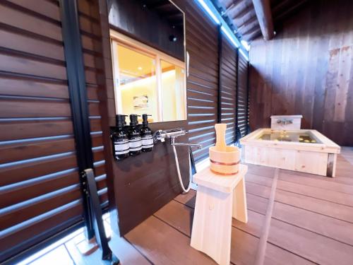 Kuchyň nebo kuchyňský kout v ubytování OWL RESORT ARIFUKU ONSEN