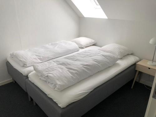 Una cama o camas en una habitación de Go Sleep Vandel