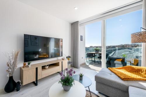 Lujoso apartamento de 2 habitaciones con vistas