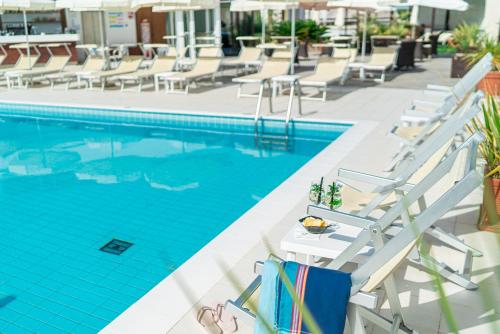 Φωτογραφία από το άλμπουμ του Hotel Jasminum σε Μπιμπιόνε
