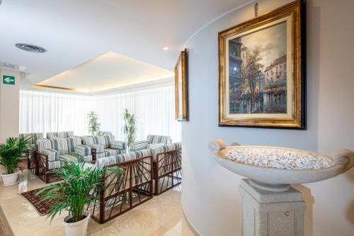 Φωτογραφία από το άλμπουμ του Hotel Jasminum σε Μπιμπιόνε