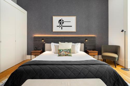 WHome Prime Location Contemporary Luxury Apartment w/ AC & Elevator