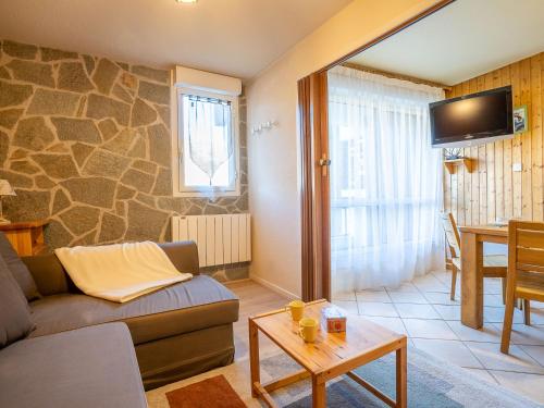 Apartment Mélèzes 66 by Interhome