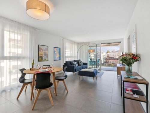 Apartment LocTowers A3-3-3 by Interhome