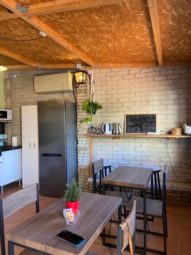 Kuchyň nebo kuchyňský kout v ubytování Hostal Orange Vibes