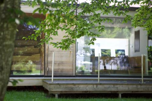 Κήπος έξω από το Matador Lodges