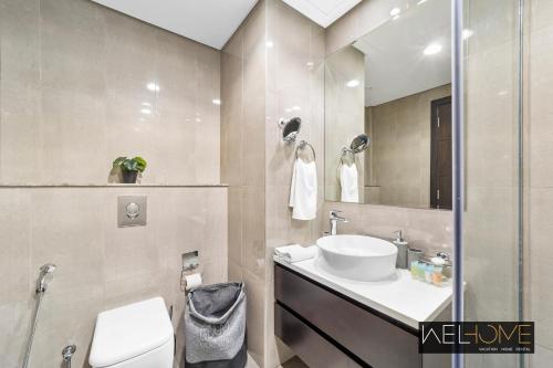 Koupelna v ubytování WelHome - Chic Apartment in Liveliest Area in Business Bay