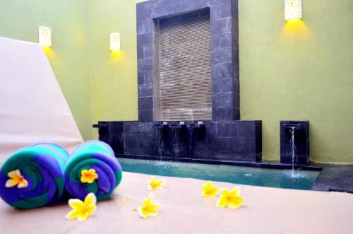 Kolam renang di atau dekat dengan The Jas Villas