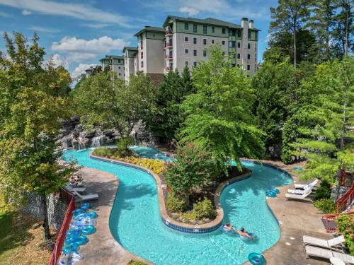 an aerial view of a lazy river at a resort at RiverStone Resort & Spa in Pigeon Forge