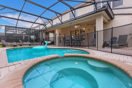 Πισίνα στο ή κοντά στο Windsor Hills Villa w pool near Disney