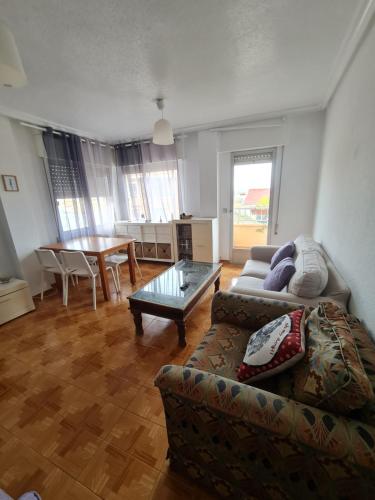 Precioso apartamento en San Miguel de Salinas, Сан-Мигель-де ...