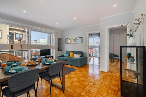 WHome FT169 Top Location 2-Bed Perfect to explore Porto