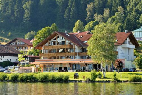 Photo de la galerie de l'établissement Residenz Hopfensee, à Füssen