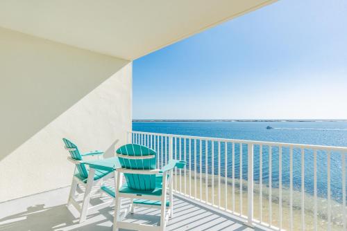 Harbour Pointe 605 by PKRM – Photos 2