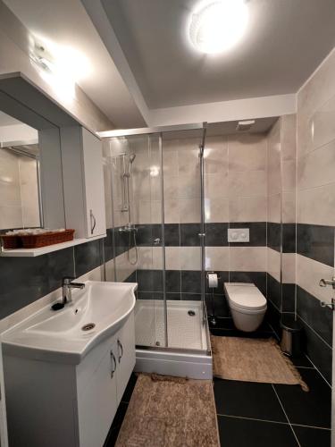 Ванная комната в Libertatii Gardens Residences