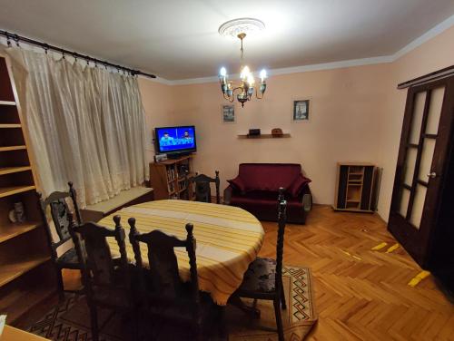Televiisor ja/või meelelahutuskeskus majutusasutuses Panonka apartman