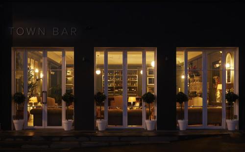 Albion House at Ramsgateにあるラウンジまたはバー