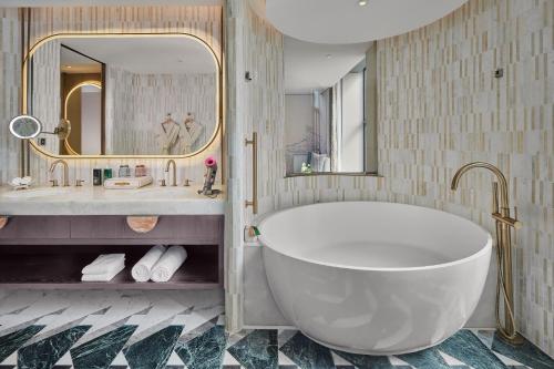 Gallery image of Hotel Indigo Xiamen Haicang by IHG in Xiamen