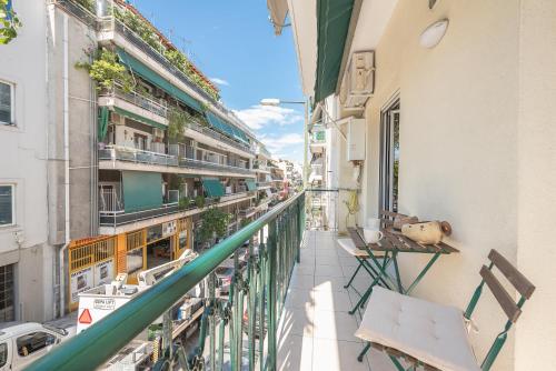 Stylish 2BDR Apt by the Acropolis