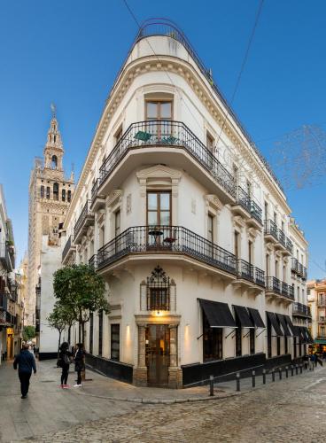SevilleBnB Group- Cathedral Apartment, 1st Floor