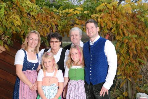 a group of people posing for a picture at Landgasthof Zum Sägwirt in Eggstätt