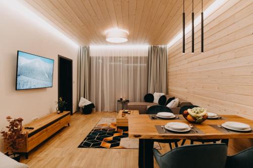Χώρος καθιστικού στο SKRI Chalets