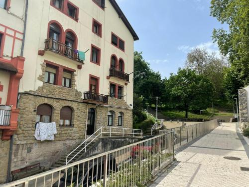 APARTAMENTO AMPLIO en DONOSTIA-SAN SEBASTIAN