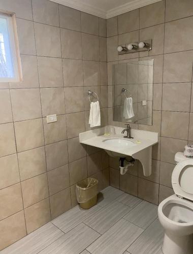 River Inn Motel – Photos 2