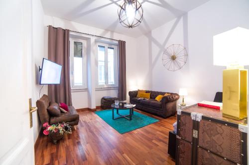 Spacious with sunny Terrace near Vatican