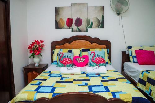 Hotel Flor Gloriaにあるベッド