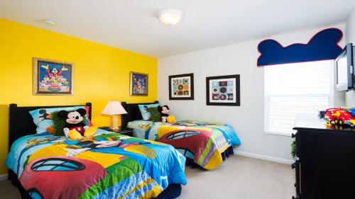 7756 Grassendale Street – Photos 2