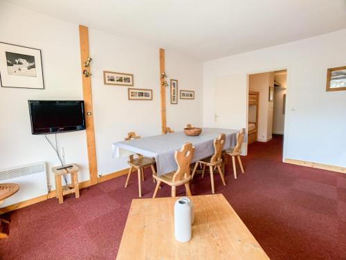 Bel appartement pour 7 personnes, balcon, accès direct aux pistes