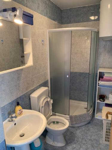 Koupelna v ubytování Apartman Ruža