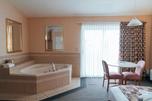 Gallery image of Skaneateles Suites in Skaneateles