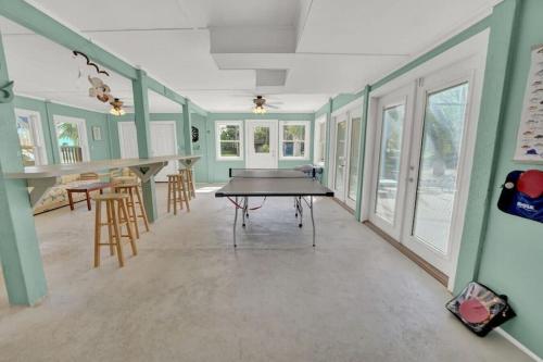 Instalaciones para jugar al ping pong en The Salty Snapper o alrededores