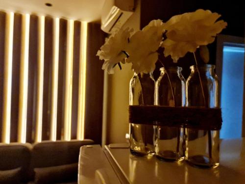 Sunny Apartment - Blloku Tirana, near Lake