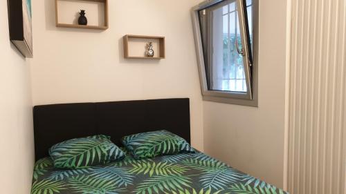 Garden and beach sea view apartment Cannes photo 18