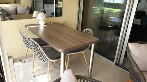 Garden and beach sea view apartment Cannes photo 13